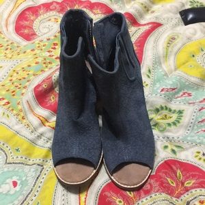TOMS booties